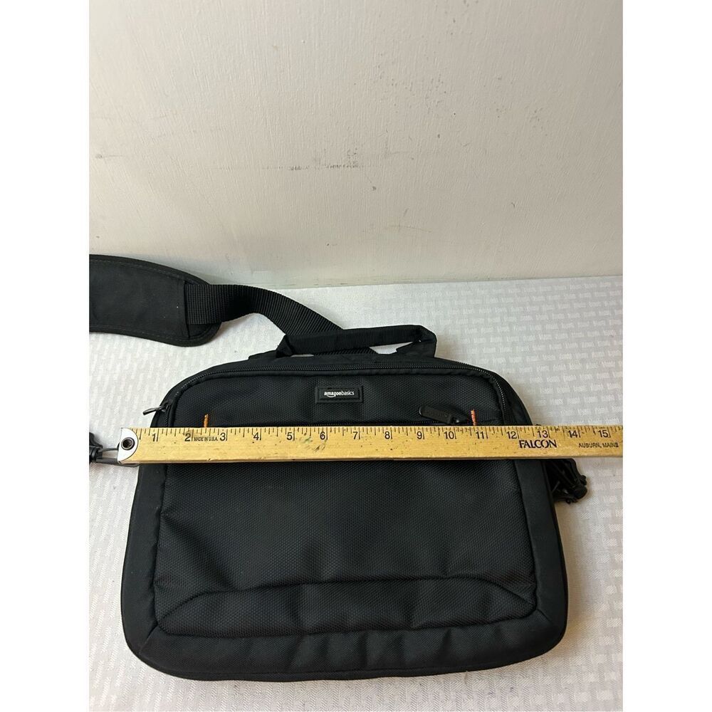 Amazon Basic Tablet Padded Bag - image 3